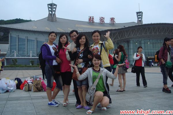 情迷张家界-广联2010年夏日出游记(一)