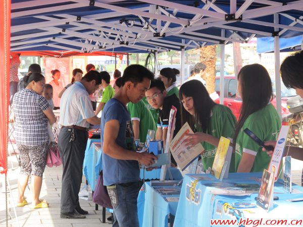 广联通讯城伍家分店开业盛况