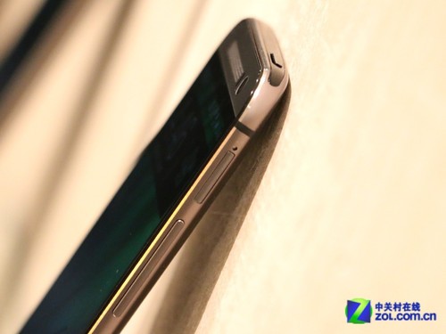 拍照创新HTC One M8登场