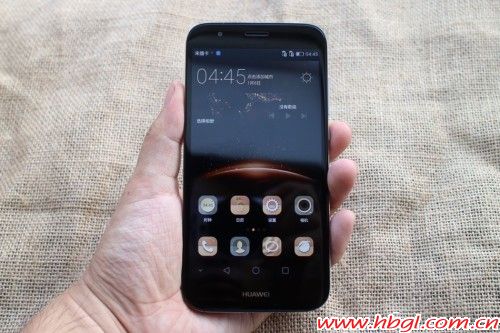 定位中端市场 华为麦芒4发布_行业资讯_广联通