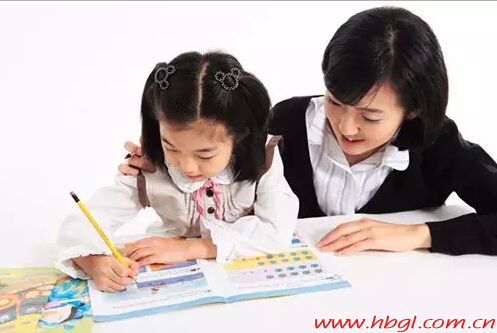 用耐心培养孩子的时间观点