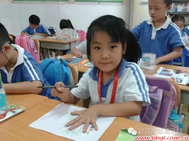 沃的学生秀  晒照赢手机