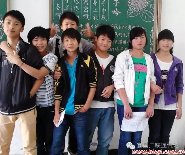 沃的学生秀  晒照赢手机