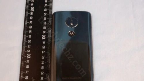 moto G6 play意外曝光 依旧满满摩托味