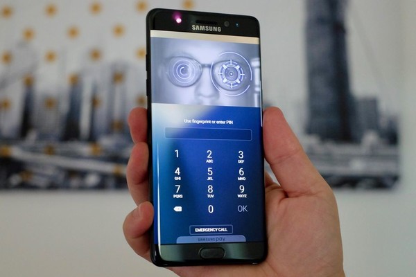 三星Galaxy S10或将抛弃虹膜扫描仪