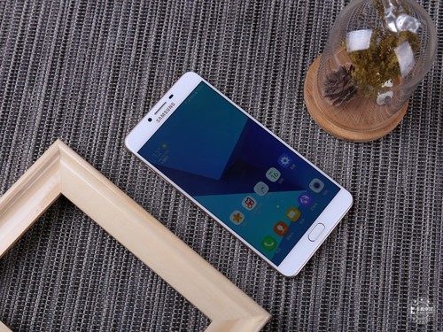 三星Android Go手机曝光 获得FCC认证