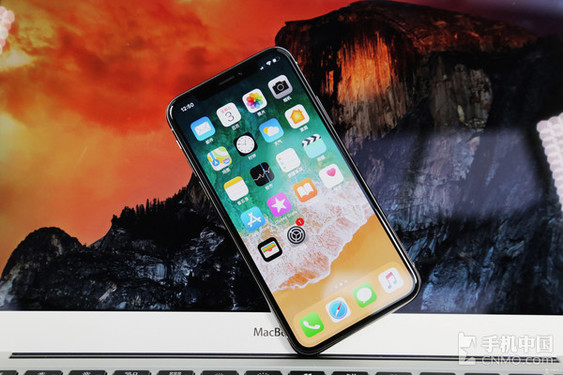 苹果表示一些iPhone X和MacBook出现问题