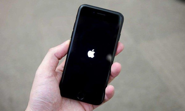 库克直面“iPhone订阅模式”猜想 坦然表示已在进行中